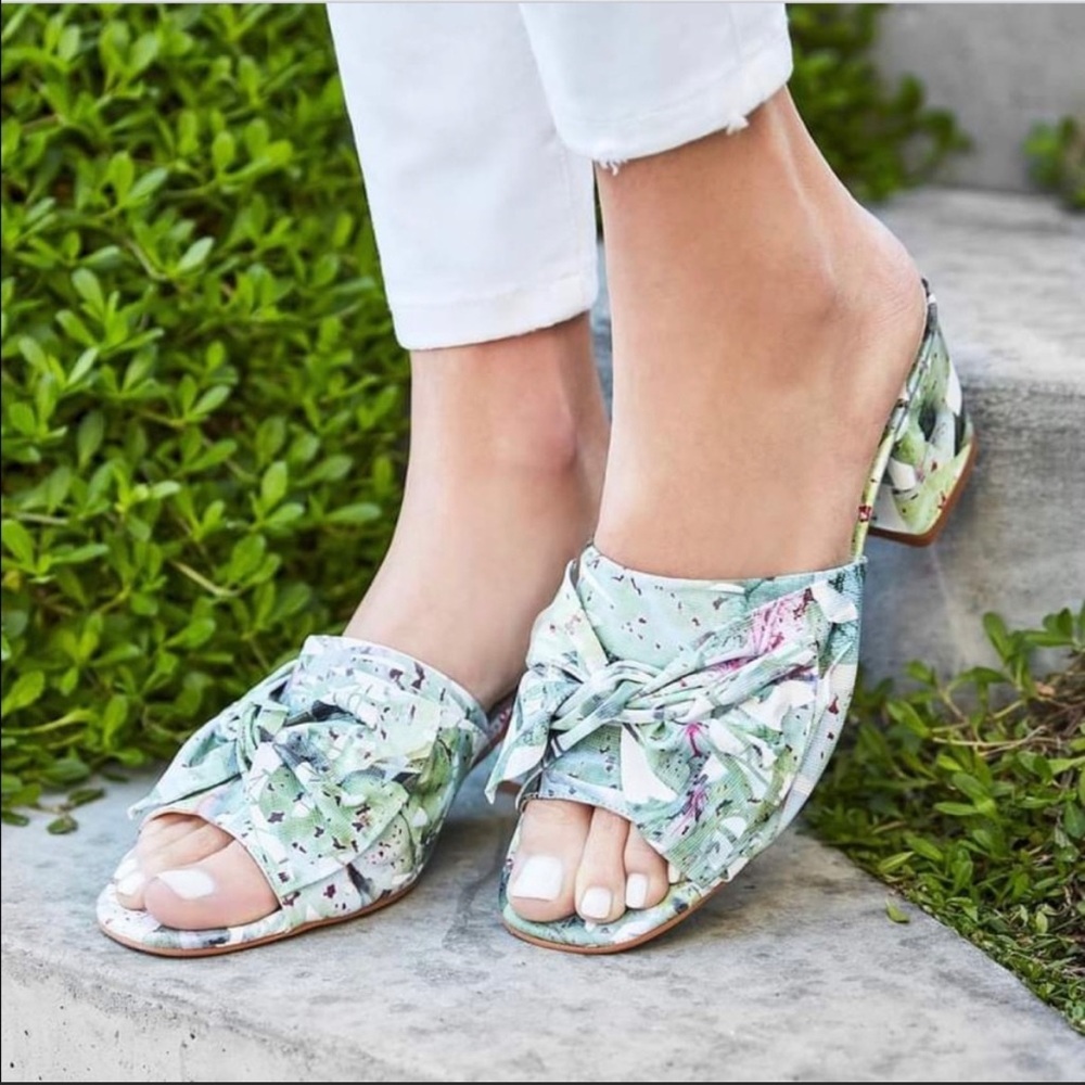 Vince Camuto Sharrey Floral Block Heel Slide Sandals